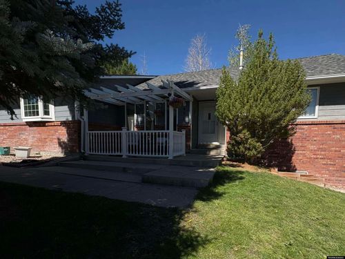 450 Faith Dr, Green River, WY, 82935-5050 | Card Image
