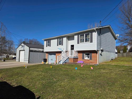17 Hampton Dr, Lost Creek, WV, 26385-9631 | Card Image