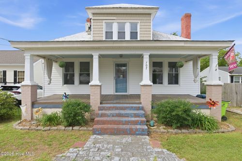 707 N B St, Bridgeton, NC, 28519-1038 | Card Image