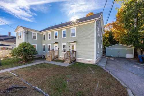 6 S 5th Ave, Taftville, CT, 06380-1111 | Card Image