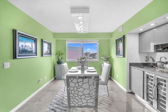 APT-401 - 2603 Nw 103 Rd Ave, Condo with 3 bedrooms, 2 bathrooms and null parking in Sunrise FL | Image 6