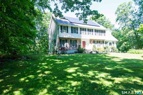 18 Hickory Ln, New Fairfield, CT, 06812-3213 | Card Image
