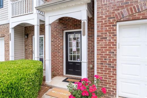 2826 Snapfinger Mnr, Decatur, GA, 30035-4167 | Card Image