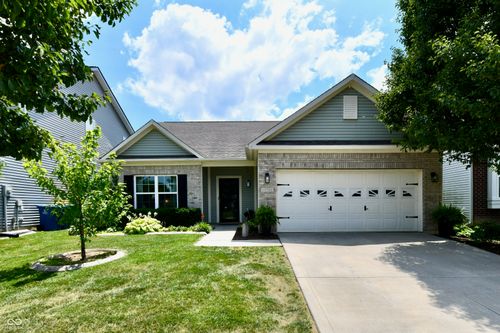 10759 Glenwyck Pl, Noblesville, IN, 46060-4795 | Card Image