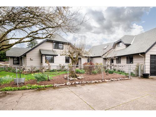 91033 Water St, Coburg, OR, 97408-9309 | Card Image