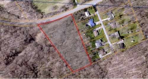 857 Wallace Run Rd, Beaver Falls, PA, 15010-5747 | Card Image