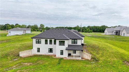 120 Se 471st Rd, Warrensburg, MO, 64093-8346 | Card Image