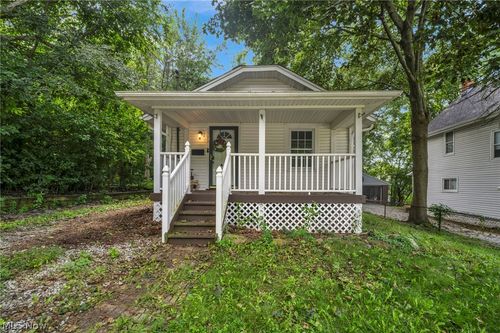 1382 Honodle Ave, Akron, OH, 44305-2778 | Card Image