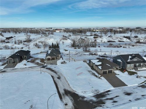 2 Copper Ridge Cove, Moose Jaw, SK, S6H4R1 | Card Image