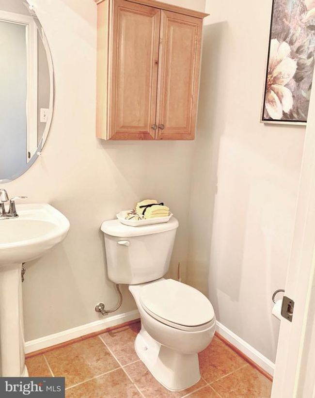 19251 Harlow Sq, Townhouse with 3 bedrooms, 3 bathrooms and null parking in Lansdowne VA | Image 8