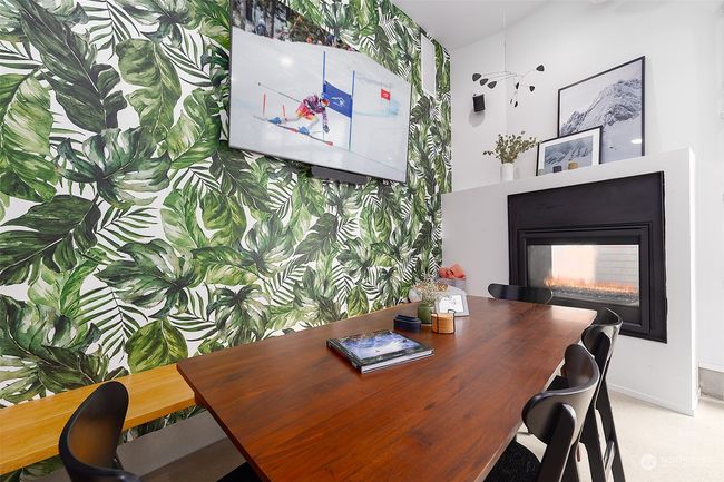 Community room | Image 22