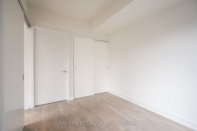 1503 - 8 Cumberland St, Condo with 2 bedrooms, 2 bathrooms and null parking in Toronto ON | Image 10