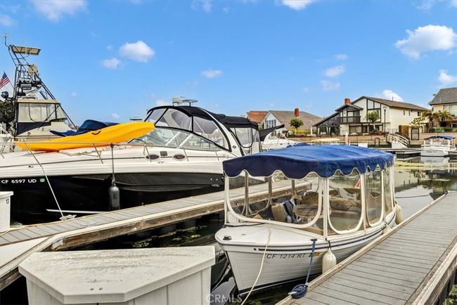 3366 Tempe Dr, House other with 2 bedrooms, 3 bathrooms and 2 parking in Huntington Beach CA | Image 47