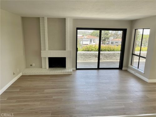 38-27832 Esporlas, Mission Viejo, CA, 92692-1145 | Card Image