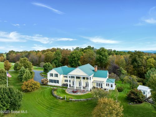 189 Sutherland Rd, Valatie, NY, 12184-4013 | Card Image