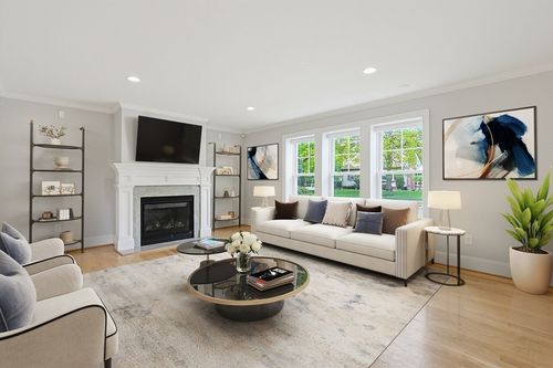1-1362 Great Plain Ave, Needham, MA, 02492-1744 | Card Image