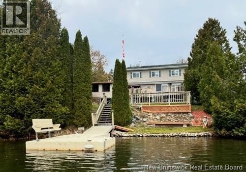 33 Fillmore Lane, Saint John, NB, E2N1R5 | Card Image