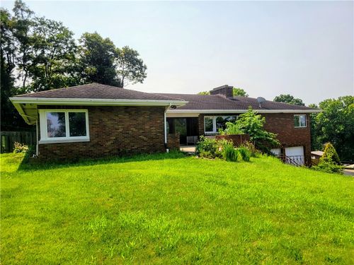 1115 State Rd, Monessen, PA, 15062-2522 | Card Image