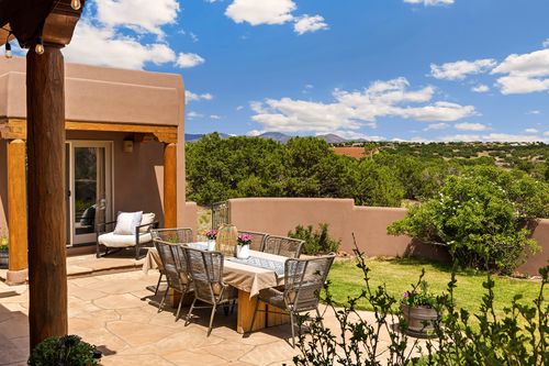 8 S Arroyo Ridge Rd, Santa Fe, NM, 87508-1360 | Card Image