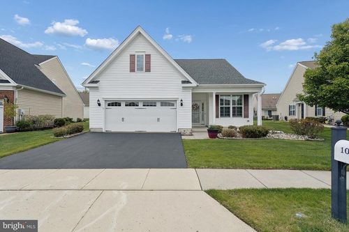 10 Montclaire Rd, MEDFORD, NJ, 08055-9531 | Card Image
