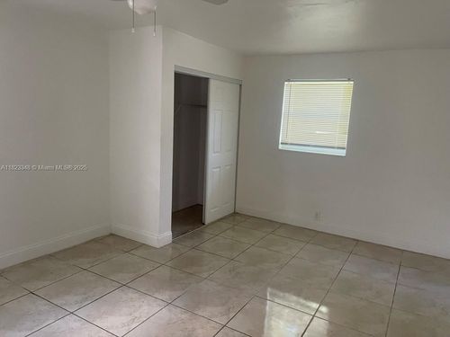 rear-2329 Ne 173rd St, North Miami Beach, FL, 33160-4887 | Card Image