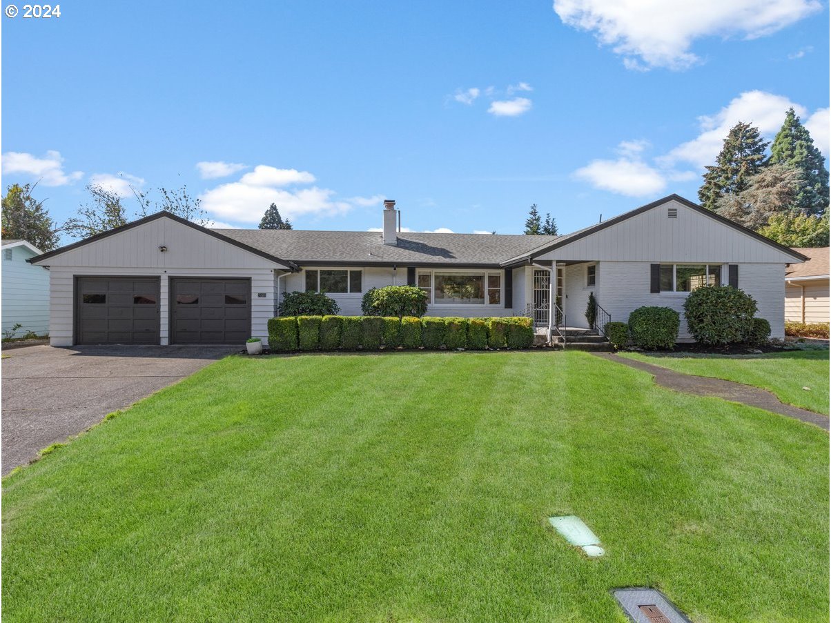 Topeka Ln, Vancouver, WA 98664