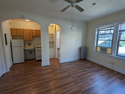 211-2536 N Sawyer Avenue, Chicago, IL, 60647 | Card Image