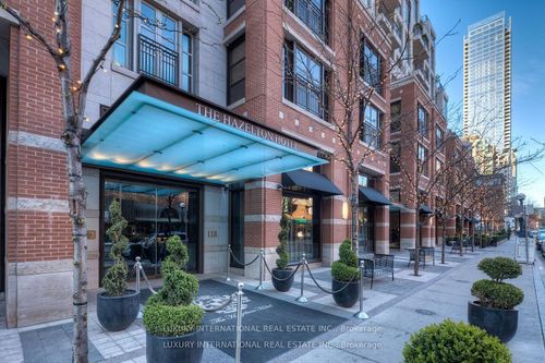 703-118 Yorkville Ave, Toronto, ON, M5R1H5 | Card Image