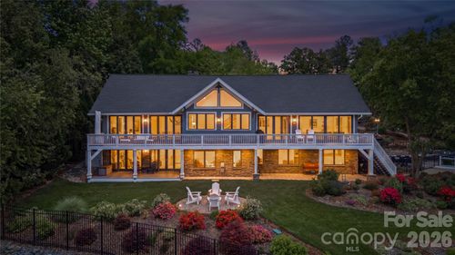 17812 Wilbanks Dr, Charlotte, NC, 28278-8575 | Card Image