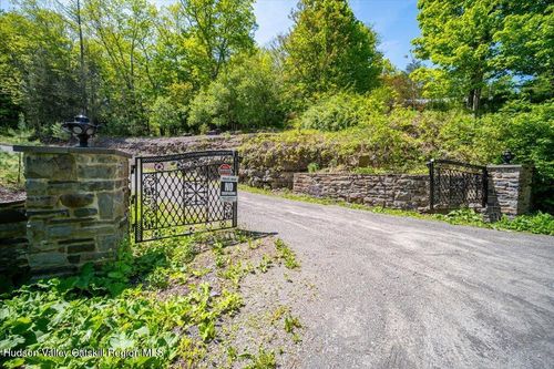 33 Mamoud Hill Rd, Kingston, NY, 12401 | Card Image