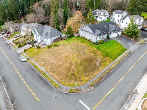267 W Beacon Hill Dr, Longview, WA, 98632-9553 | Card Image