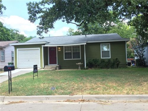 216 Elm St, Hurst, TX, 76053-5602 | Card Image