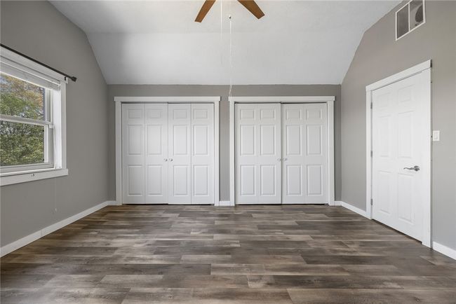 Upstairs Room 2 | Image 39