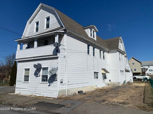 16-18 Cook St, ASHLEY, PA, 18706-2724 | Card Image