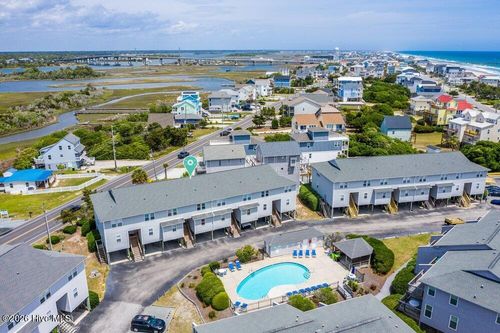 221 Lazy Day Dr, Surf City, NC, 28445-6951 | Card Image