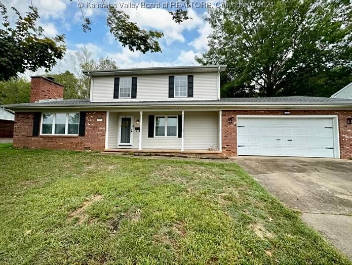 Fitzhugh St, Ravenswood, WV 26164
