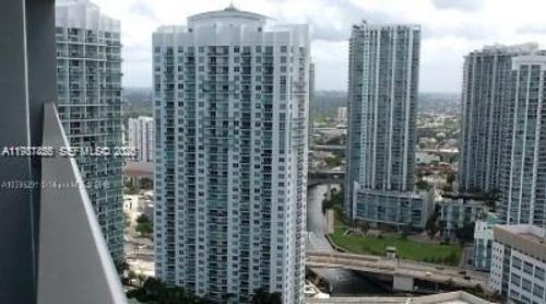 3712-200 Biscayne Boulevard Way, Miami, FL, 33131 | Card Image