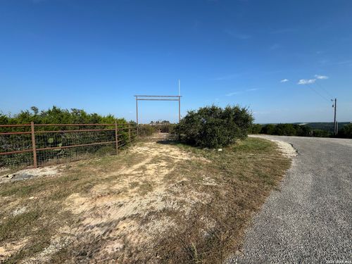 1423 County Road 2744, Mico, TX, 78056-5474 | Card Image