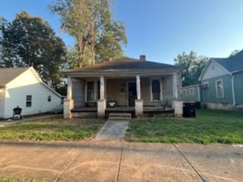 1632 Burrow St, Humboldt, TN, 38343-3436 | Card Image