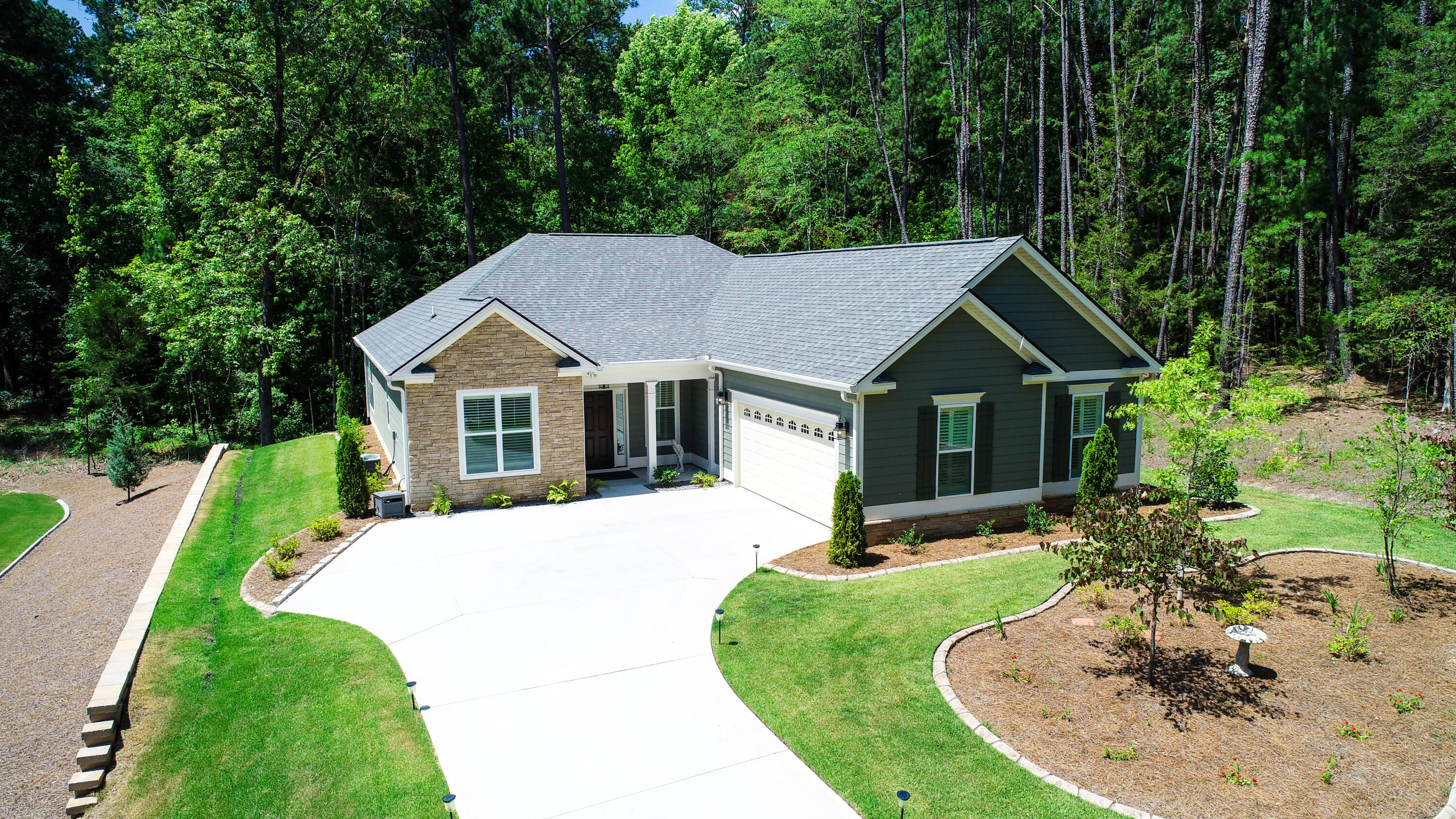 Beau Pl, Mc Cormick, SC 29835
