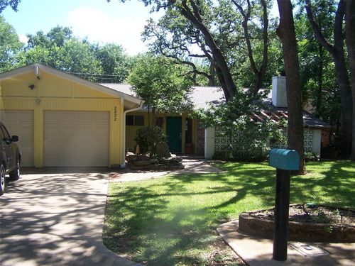2822 Olympia Dr, Arlington, TX, 76013-1238 | Card Image