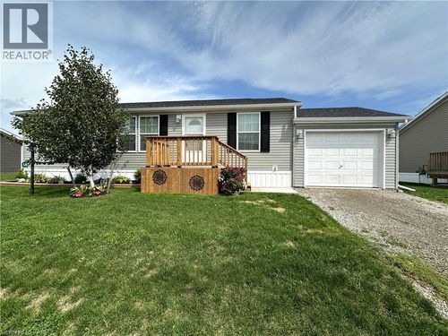 14 Copper Beech Dr, Nanticoke, ON, N0A1L0 | Card Image