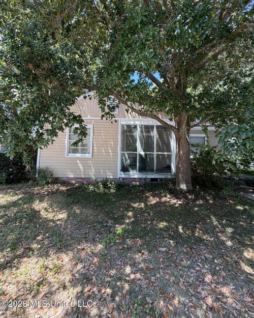 159 Clower St, Biloxi, MS, 39530-3303 | Card Image