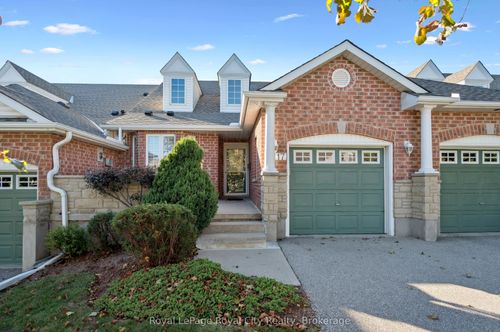 17 Terraview Cres, Guelph, ON, N1G5A7 | Card Image