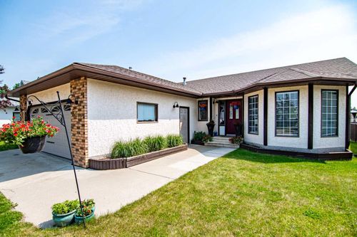 6019 69 Avenue, Rocky Mountain House, AB, T4T1K6 | Card Image