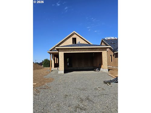 880 Chestnut Way, Silverton, OR, 97381-2533 | Card Image