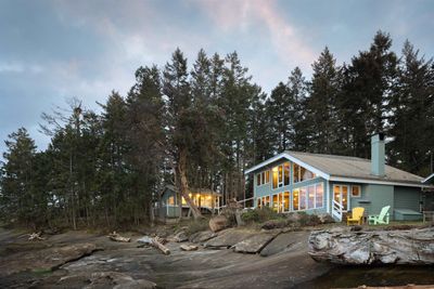 281 Bellhouse Rd, House other with 4 bedrooms, 3 bathrooms and 6 parking in Galiano Island BC | Image 2