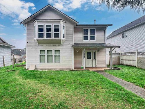 13532 64 Ave, Surrey, BC, V3W1Y3 | Card Image