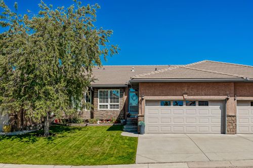 82 Shannon Estates Terrace Sw, Calgary, AB, T2Y4C6 | Card Image