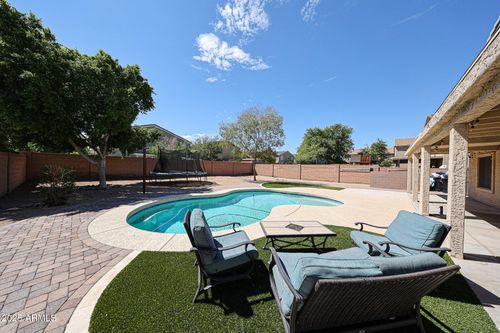 12339 W Hazelwood St, Avondale, AZ, 85392-4276 | Card Image